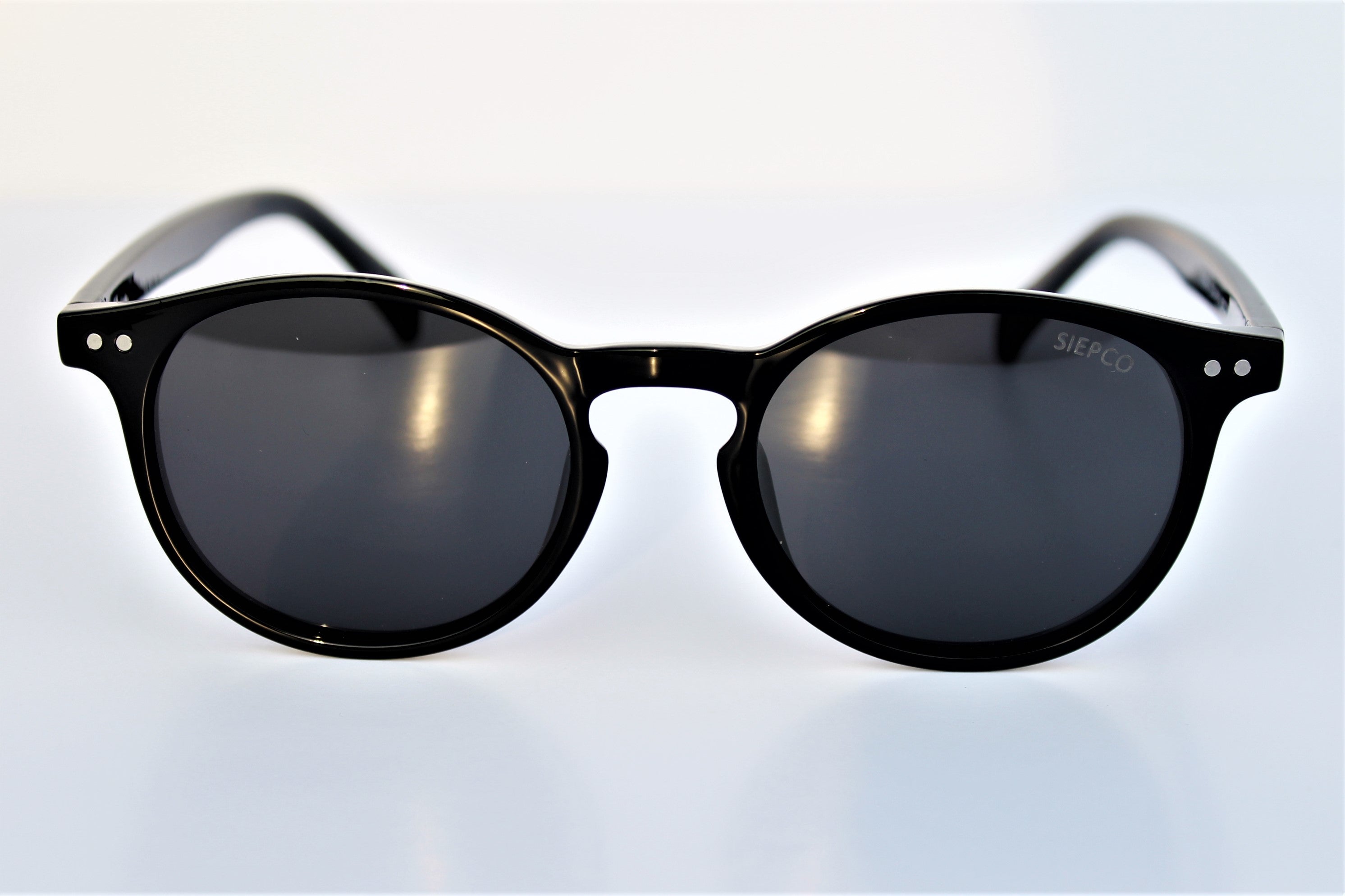 high quality, classic, yet retro, polarized Spain inspired glasses