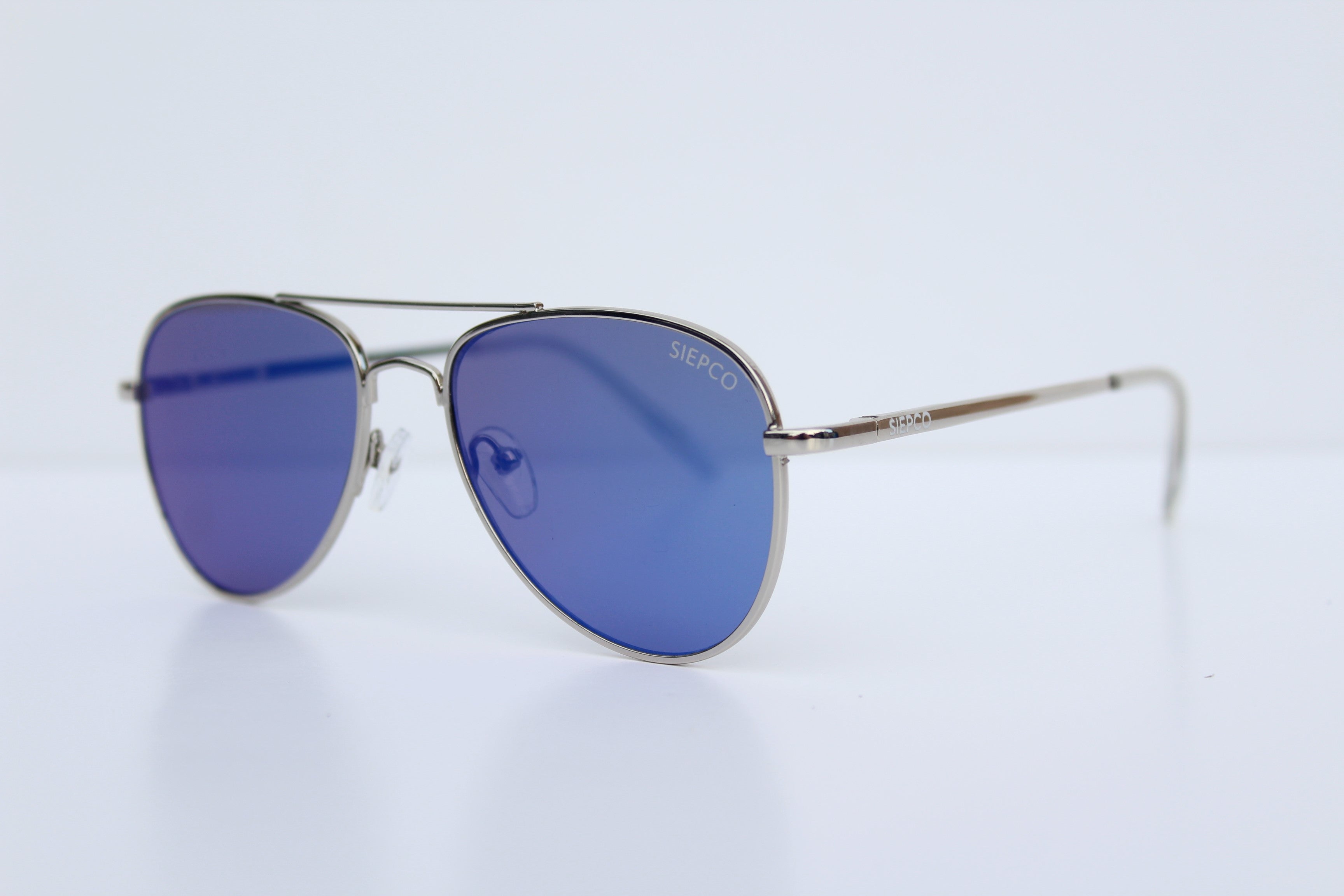 SIEPCO Canada’s high-quality Aviator children's sunglasses feature UV400 protection